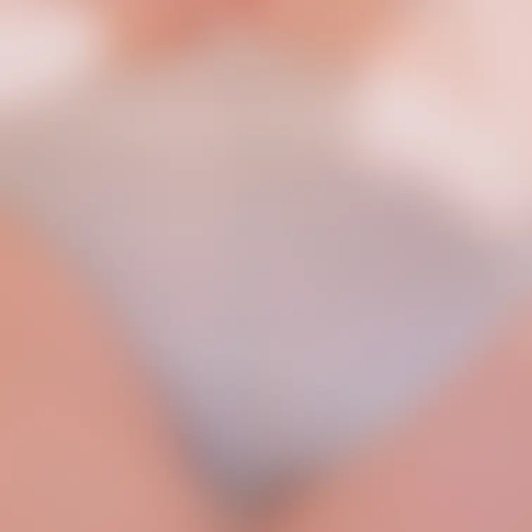 しっかりワレメ見えちゃって恥ずかしい🫣///