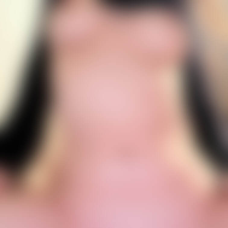 ヒートテック着て汗かきオ◯ニーちゅう
おま◯こもびちょびちょだけど、これも汗かな？🤫