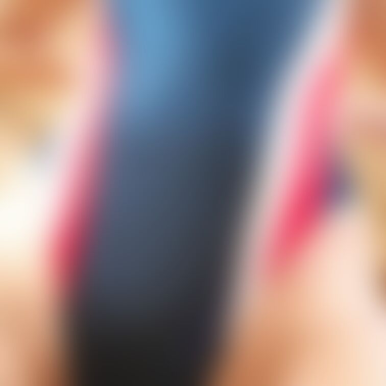 いつもよりはちょっとローレグな水着です。その２
やっぱり鋭い角度のハイレグの方がいいですか？
たまにはこんな水着も♡