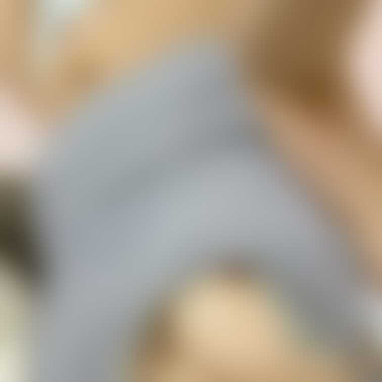 ちらっ