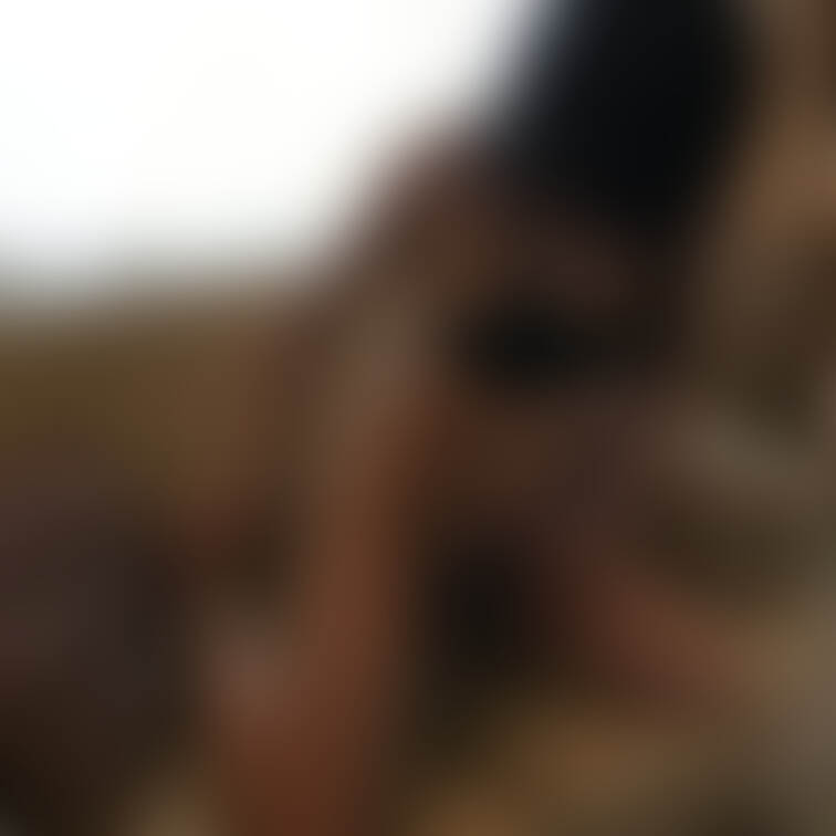 あっ、、、
落ちちゃった。。。
見えそう。。
