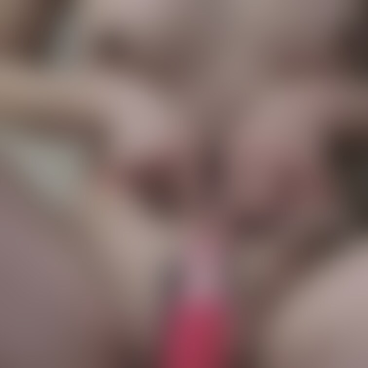 優しく触ってね💋
強くしたら
痛いだけだから
ダメだよ🙅
気持ちよくなりたいな〜