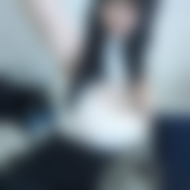 1枚目𓂃 𓈒𓏸◌‬
会社の無防備な先輩…
最近自撮りを覚えたらしく僕に写真が送られてきます…
「上手く撮れてるかな