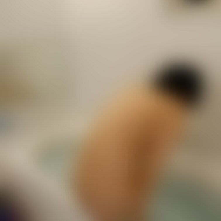 みずきさん。全裸パーティーの時の混浴前の一枚。パーティーでは必ずみんなで混浴します。裸の付き合いこそ大事です。全裸パーテ