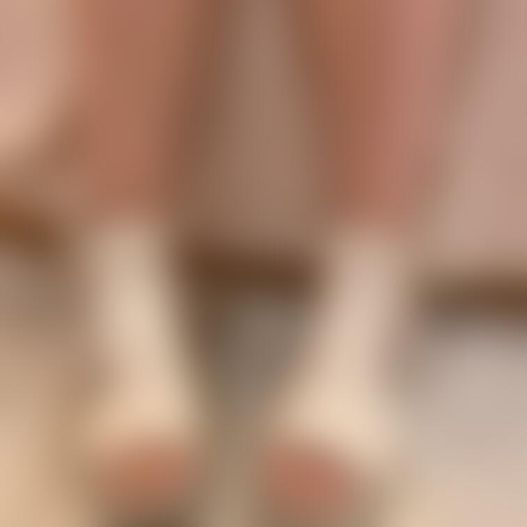 Dental Assistant Honoka (24)②

Foot size: 24cm