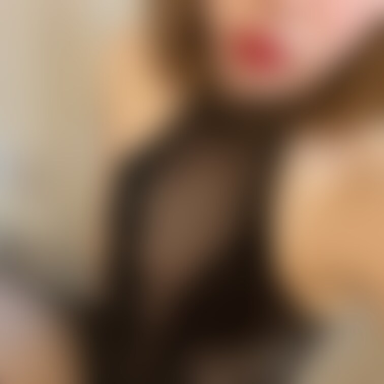 貧乳ですみません
