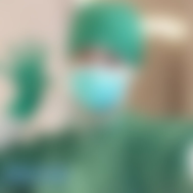 グリーンオペ着💚