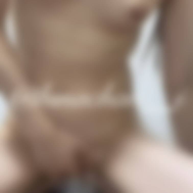 ディルド使って騎乗位の練習🥹