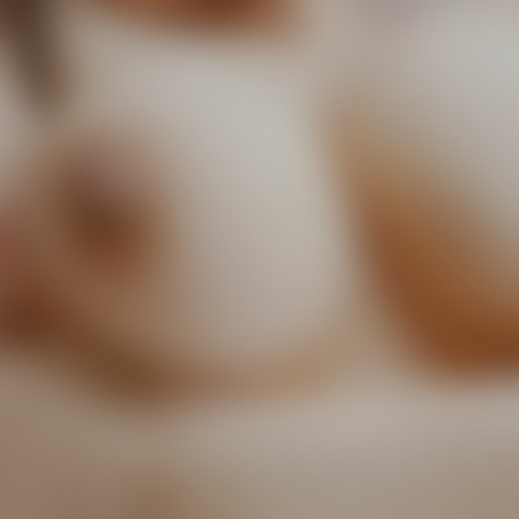 なんか乳首片っぽおっきいくみえるぞ⁉️