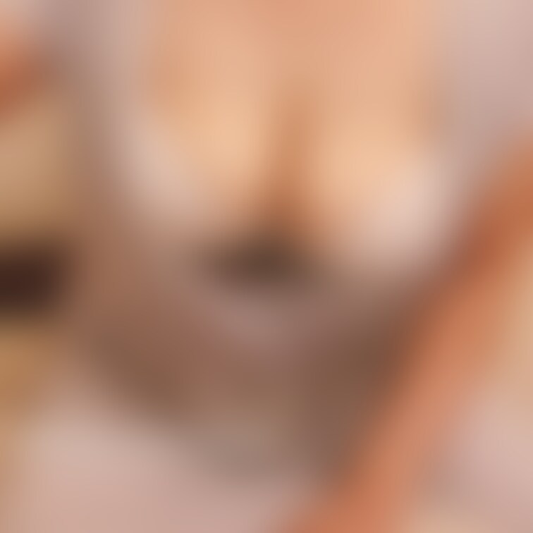 朝からしたくなっちゃった。
私から襲いにいっていいかな？