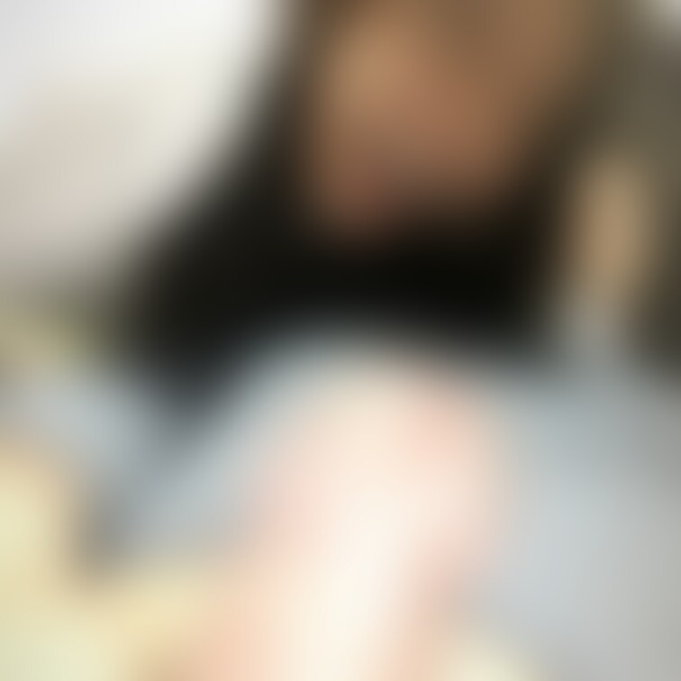 フェラ直前のシーンです。フェラはそんなに好きではないですが、上手にしてくれます。