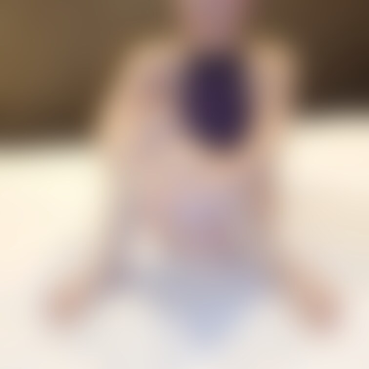 ピッチリ透け透けコスプレ+縄縛りで美尻画像撮影