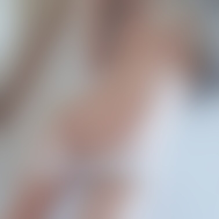 下からおっぱいだすのがすき？？