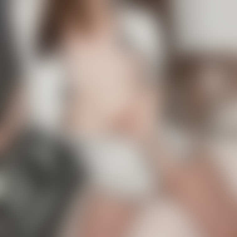 そんなにじっと見ちゃダメ…❤️