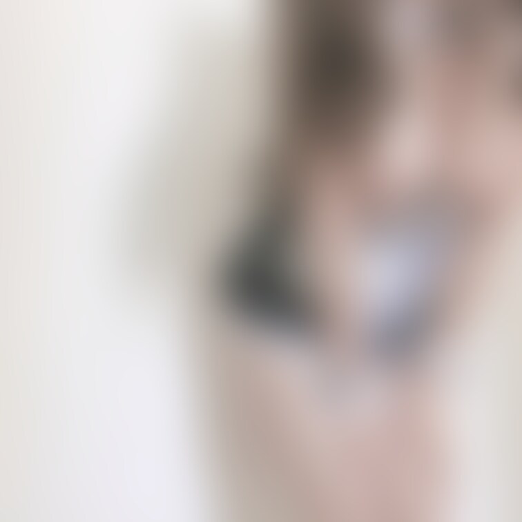 【Hかっぷのめいどさん】

めいどさんのこすぷれを着てみました(⑉•ᴗ•⑉)♡
もうおっぱいのところは布が何もない