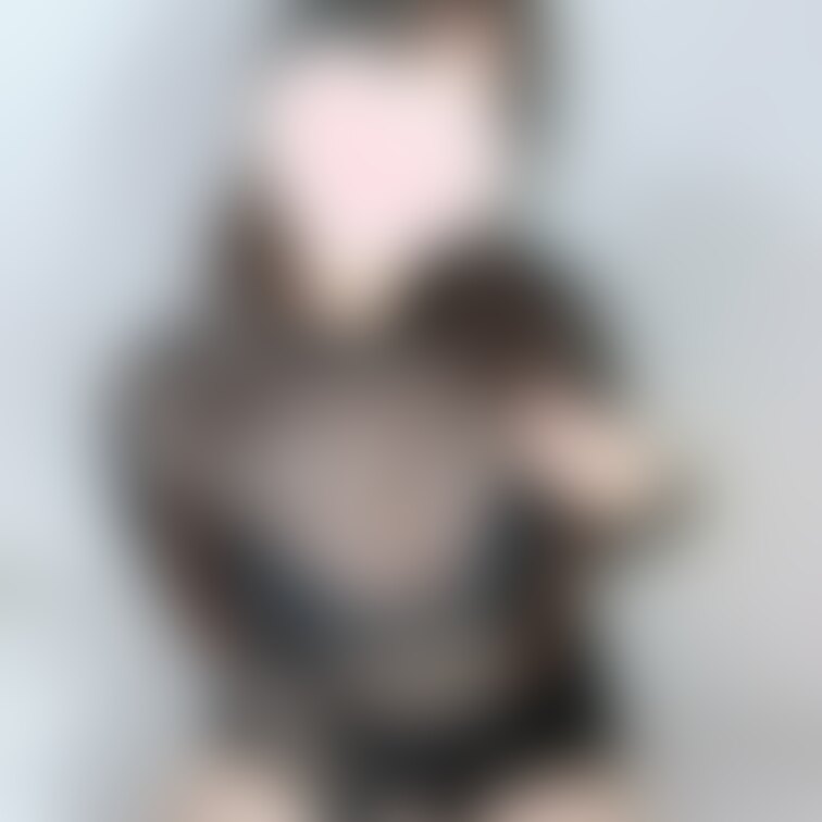 11月もよろしくお願いします❤︎
ハロウィンに着て外行こうとしたけど流石にやばいと思ってやめた
服です笑
家で自撮