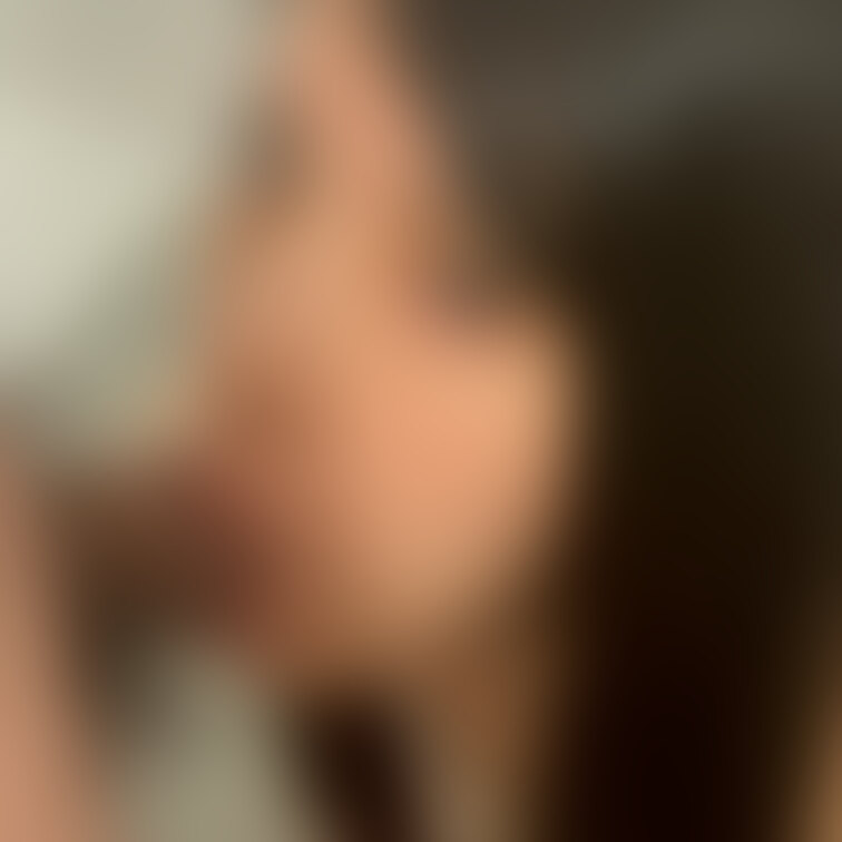 妻に放尿した後、すぐに咥えさせてます🤤
最高に気持ちいい瞬間です✨
寝取られ前は必ず妻にマーキングします😚