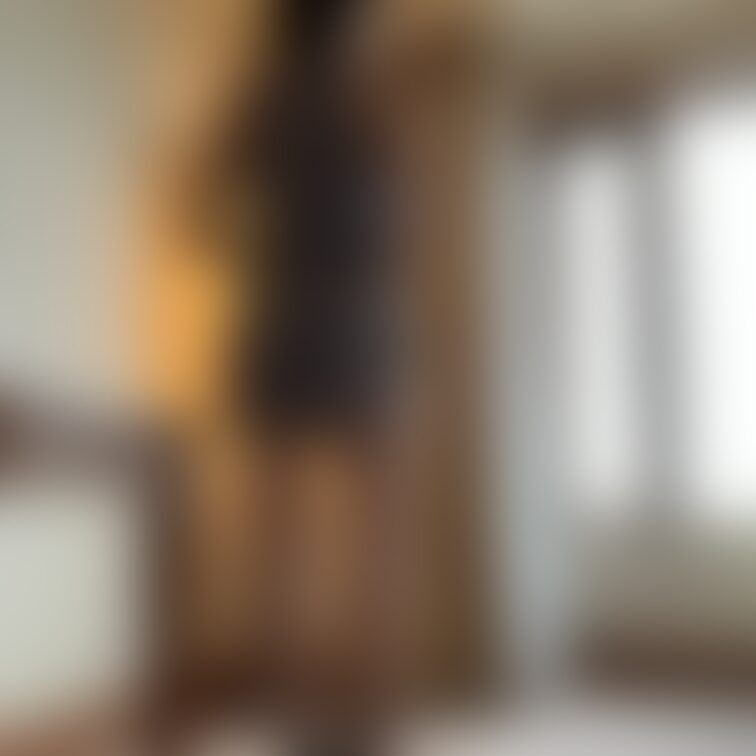 チャイナドレスって、、、
お好きかしら。。。
你喜欢中式礼服。。。