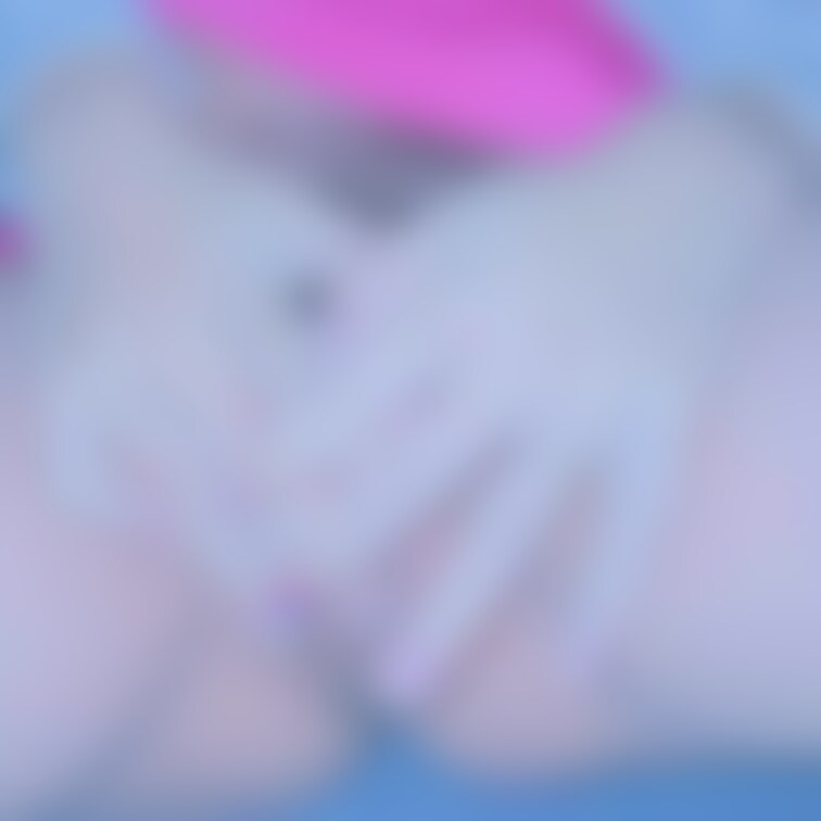 今回は少し短めになります🥰
更新頻度高いから許してね🥺💕
旦那さんとする前、恒例のオナしてます🤫💕