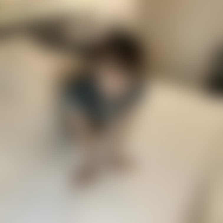 小柄な女性シリーズ始まりました！
撮影時のオフショットになります。

よだれたっぷりの手コキはヤバかったです。