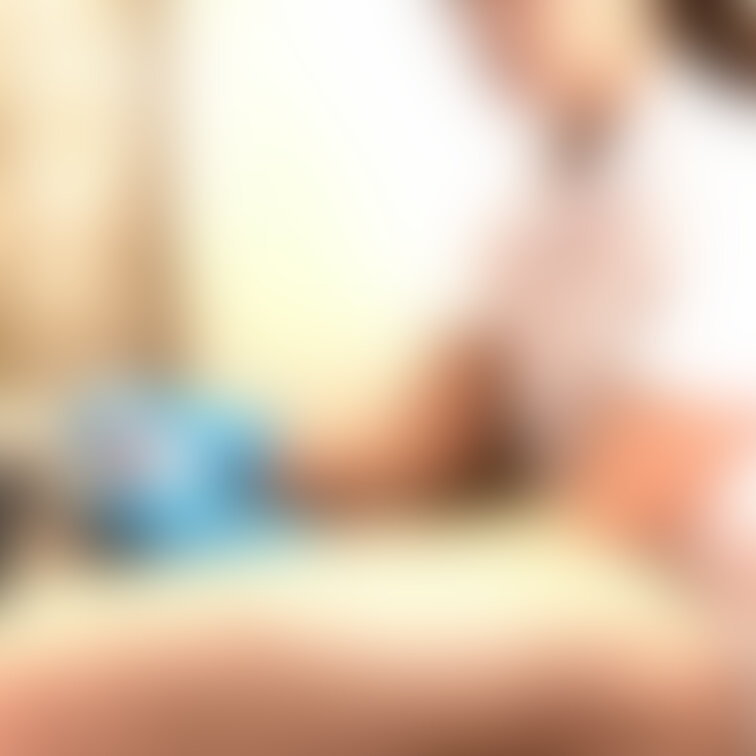 ご奉仕前にティッシュでキレイキレイ♡

障がい者向け高級射精サービス「ホワイトハンズ」を不正利用して○○○した動画#
