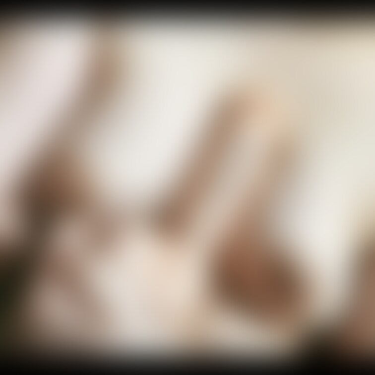 写真だと盛れるけど、実はみちのくディルドも挟めないのである。
男の人ってパイズリ好きよね。

⚠️期間未定で０円プ