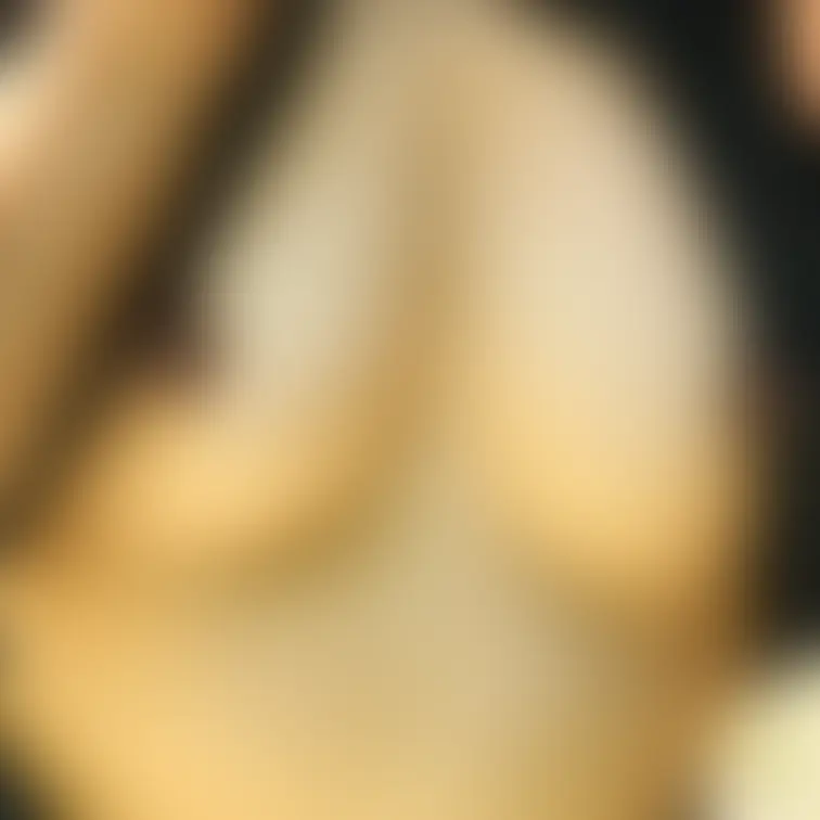 いつも不定期でごめんなさい
ねぇ、こうしたら少しは大きく見えませんか？
この年齢になって育乳は期待できないのでどうし