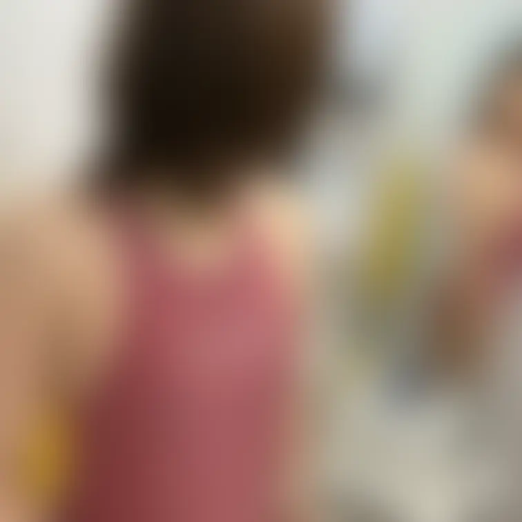 以前投稿したLEOHEXの続きです。
濡らすとやはり圧巻の透け具合!
個人的には白の露骨な避けよりも赤系の水着から黒