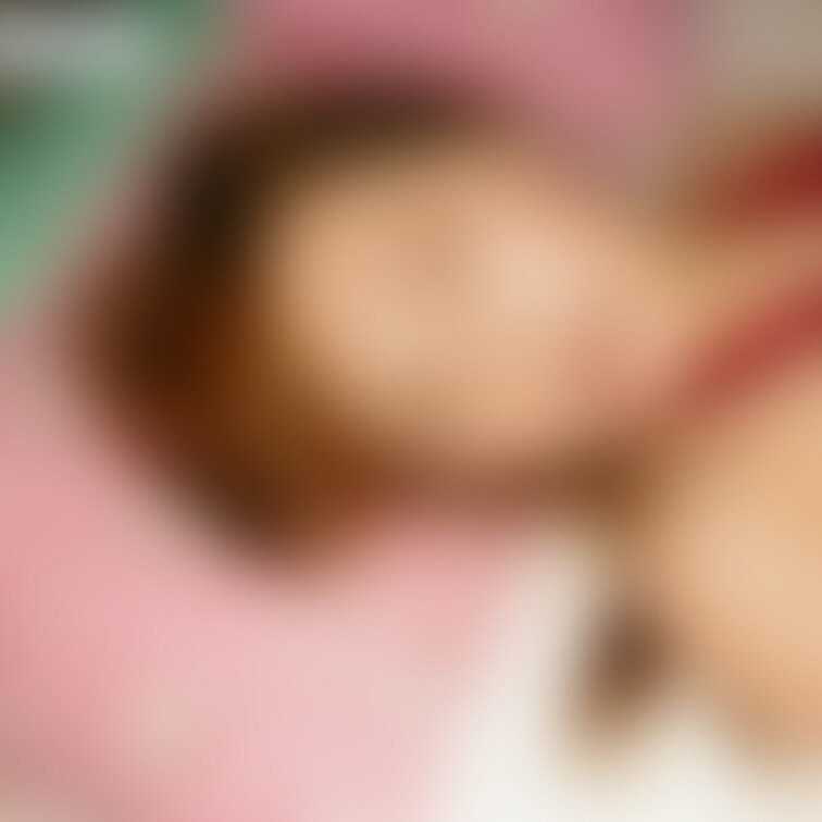 その３
生でブチ込むと大きな声喘ぎ始めバックにすると顔を見られなくなくなるぐらいの喘ぎっぷりでした　こちらも我慢できず
