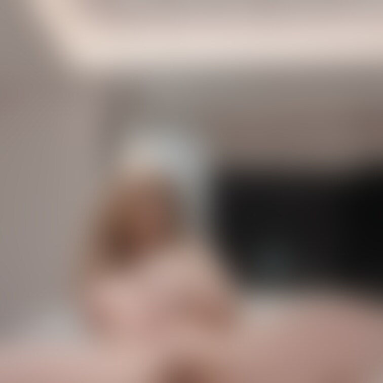 🈵満員御礼🈵でデリヘル出勤中のド変態爆乳妻！ゆいママ！
お客様の性処理●隷として只今○○○。出勤中！
