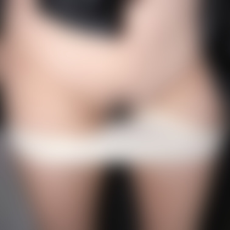 未処理のアンダーヘア💕
ぺろぺろするの好きだよ〜〜〜〜〜👅👅👅
ってひと？
挙手をお願いします❣️