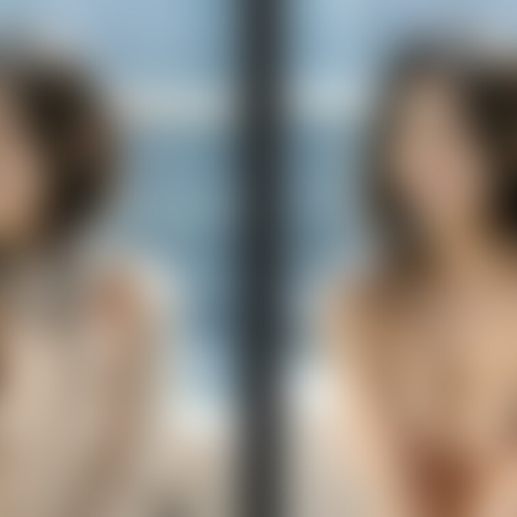 着衣と脱衣を並べた画像です 画像№1371