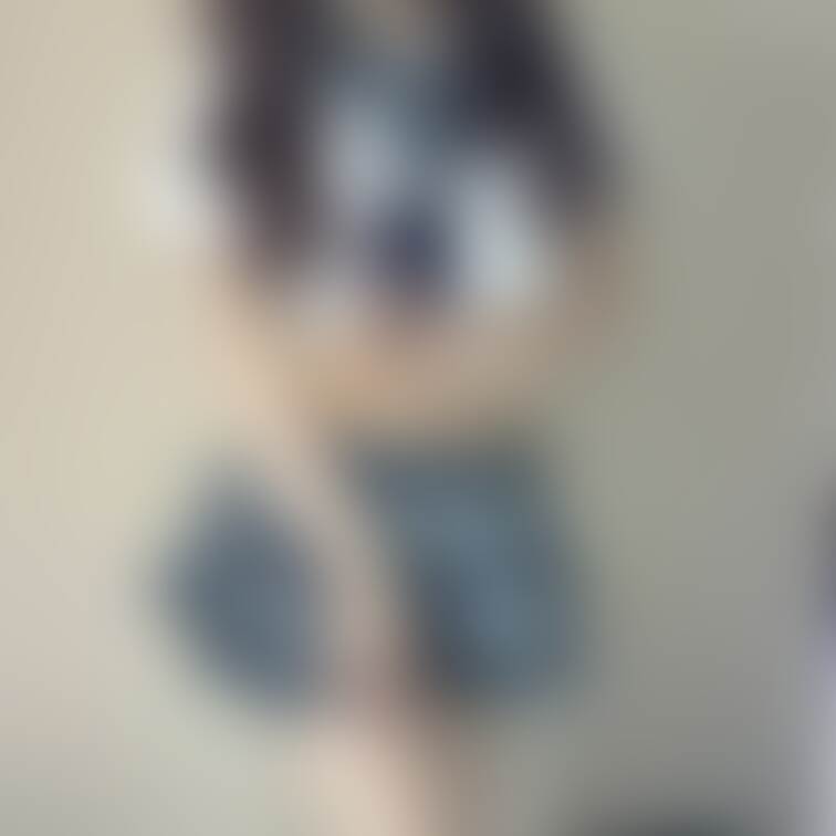 みんなおはよ〜♪
今日は撮影日だよ💕
みんなのいいねが応援になるから♡をポチッとお願いね！
早くこっちの投稿にに専