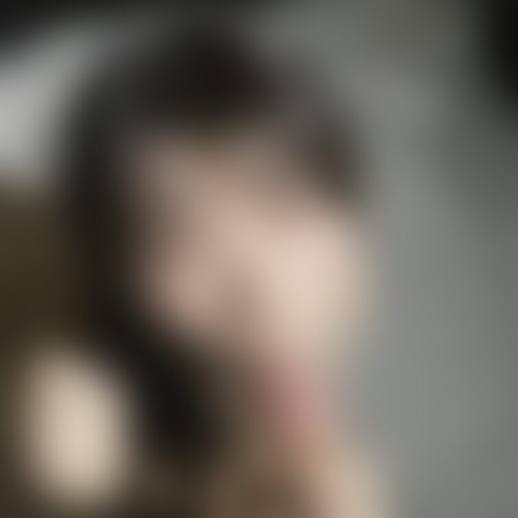 フェラするときに自分の顔を上目遣いで見てくれる女の子っていつも以上に興奮しませんか？