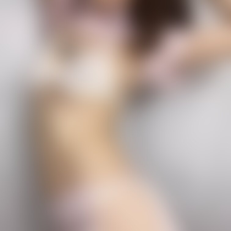 お世話になってます💓ririです🦂
今日はエチかわ透け透けナース服で大人配信します!
チェリー