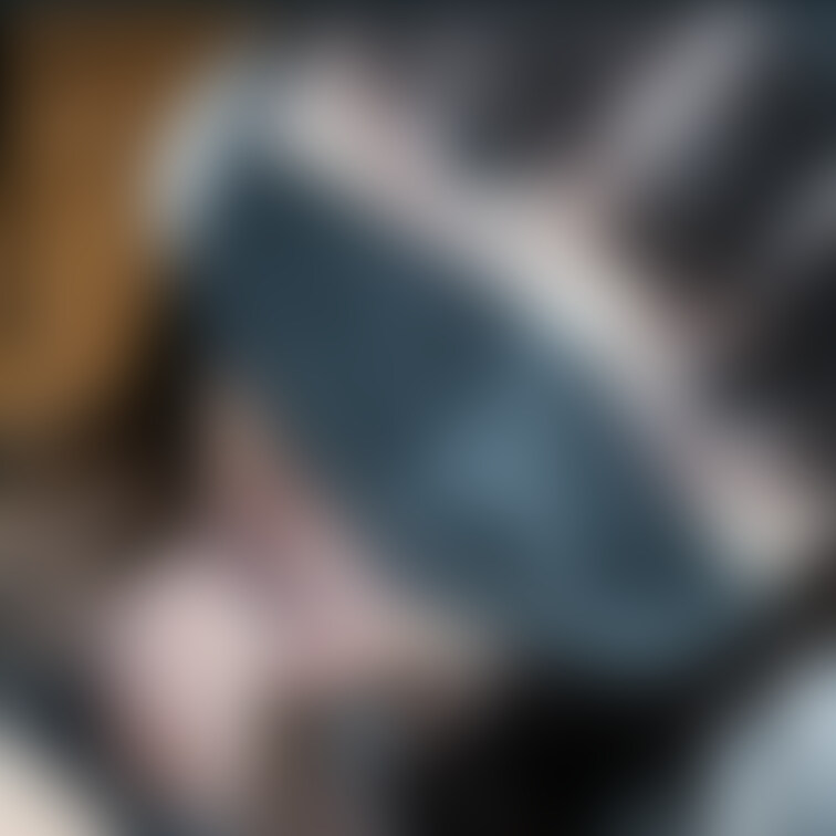 今日の22時にアップする動画のダイジェストだよ✨💖
リクエスト動画:拙いノーハンドフェラじゃイケないからイラマチオで喉