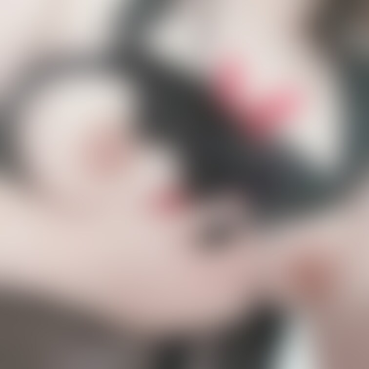 エッチなコスでおっぱい①