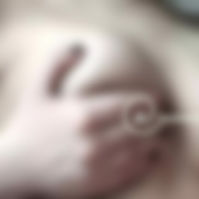もみもみ..