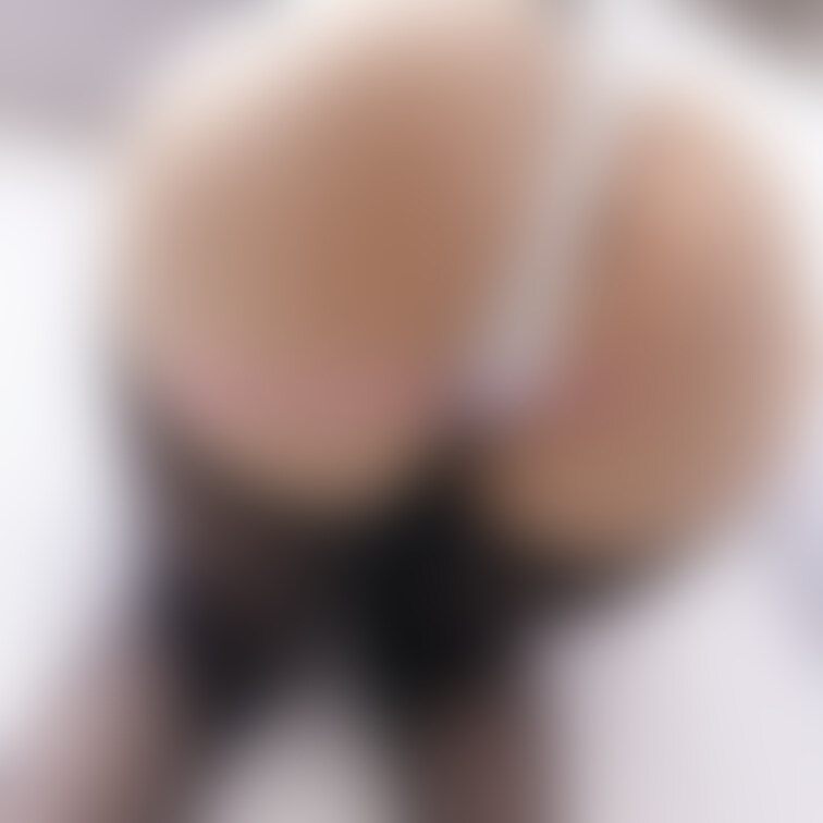 人妻のむっちりおちり🍑
どうしたいのか教えて❣️