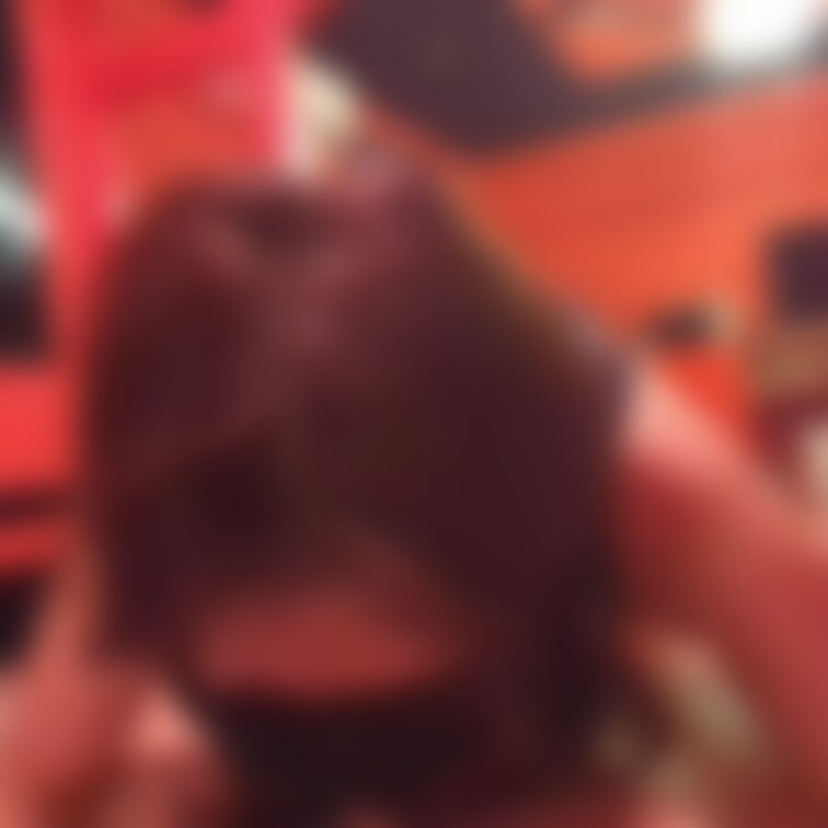 フェラです❤️
途中喉奥突っ込まれすぎて吐きそうになってますが許してください💦
喉奥苦しいのヤバい😍マンコびしょびし