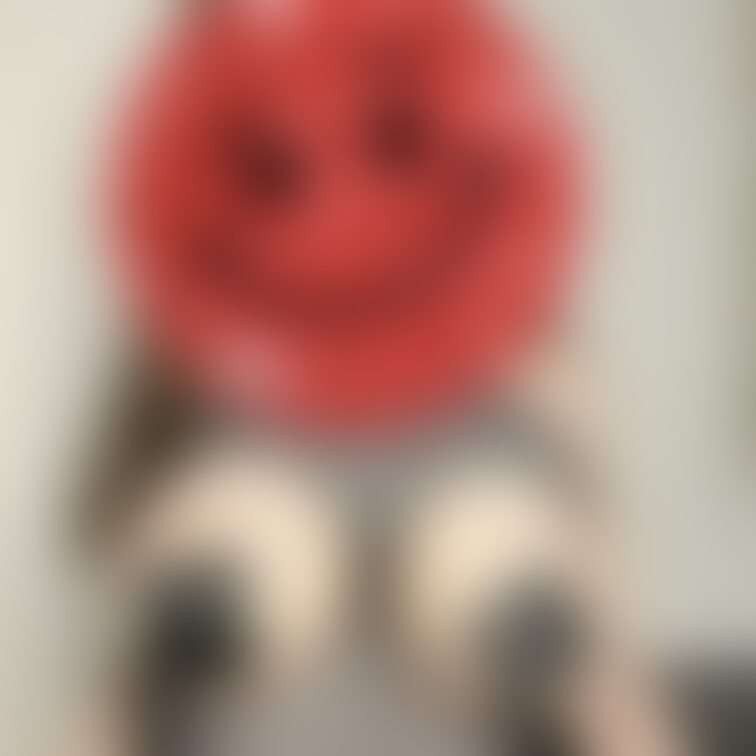 顔チラ♡
お顔をチラチラとさせています、、、💓