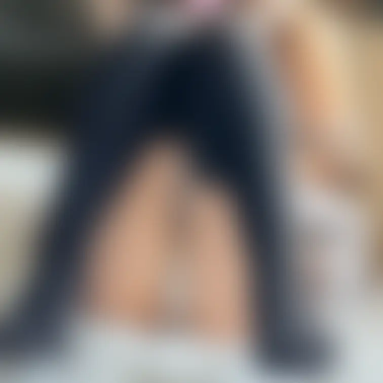 おはよー今日も一緒に頑張ろう！
7/25(金)19時に
ファンクラブにまたのあのオ〇ニー
してる動画公開します🥰