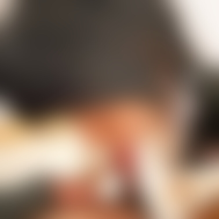 これがこう的な📸
自由にさせると奥まで咥える事を忘れるので、押し込んで覚えさせます😊
ボカシ無しの単品販売動画も投稿