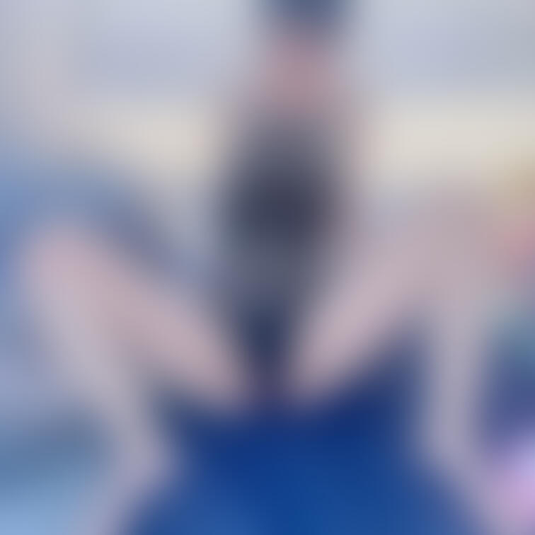 水着×M字開脚