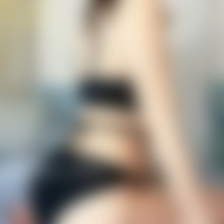 後ろ姿はこんな感じで、パッと見ノーマルなビキニみたいで意外と普通でしょ？