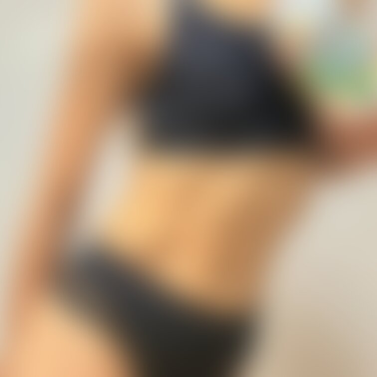 朝はプロテイン。
夜はストゼロ女子。

今日はこれでお休みさせていただきます🥺💗