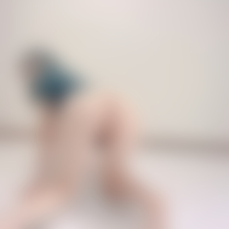おしり🍑でアピールしました🥰よくおしり大きいって、言われるんだけどそうなのかな…？尻はまだ未開発なので今後色々挑戦できた