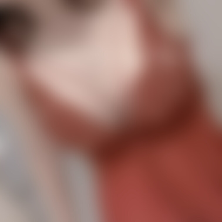 キスするときの口元を再現してみました💋
脇好きな人にも刺され♫
どこにキスしたいですか？