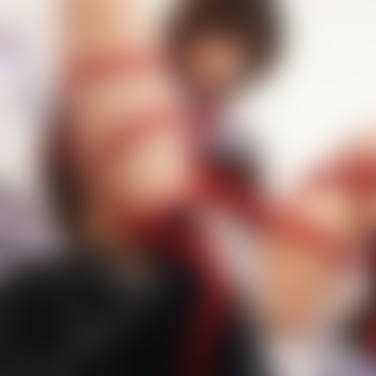 王子妃フェイさんのボンデージ画像です。
