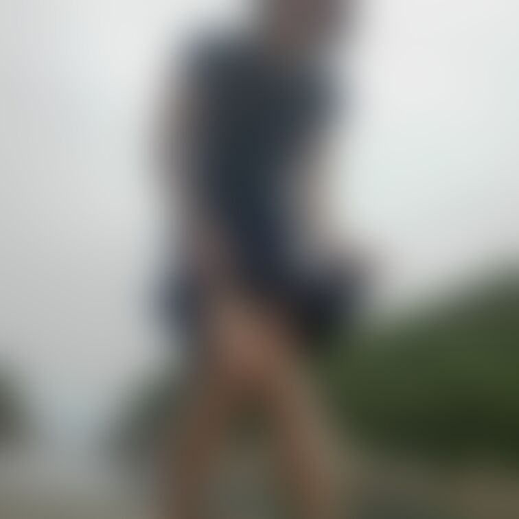 なんとも大胆な😳😳😳

いくら暑くても
これは🤣🤣🤣